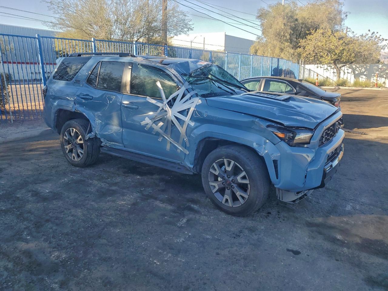 2025 Toyota 4Runner Sr5 - zdjęcie 4