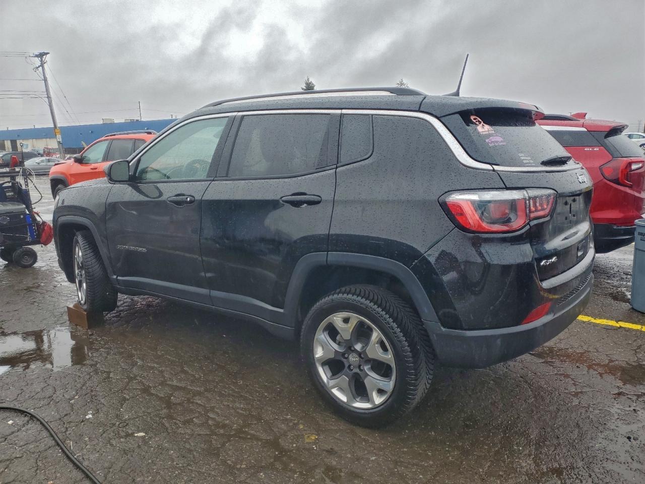 2020 Jeep Compass Limited - zdjęcie 2