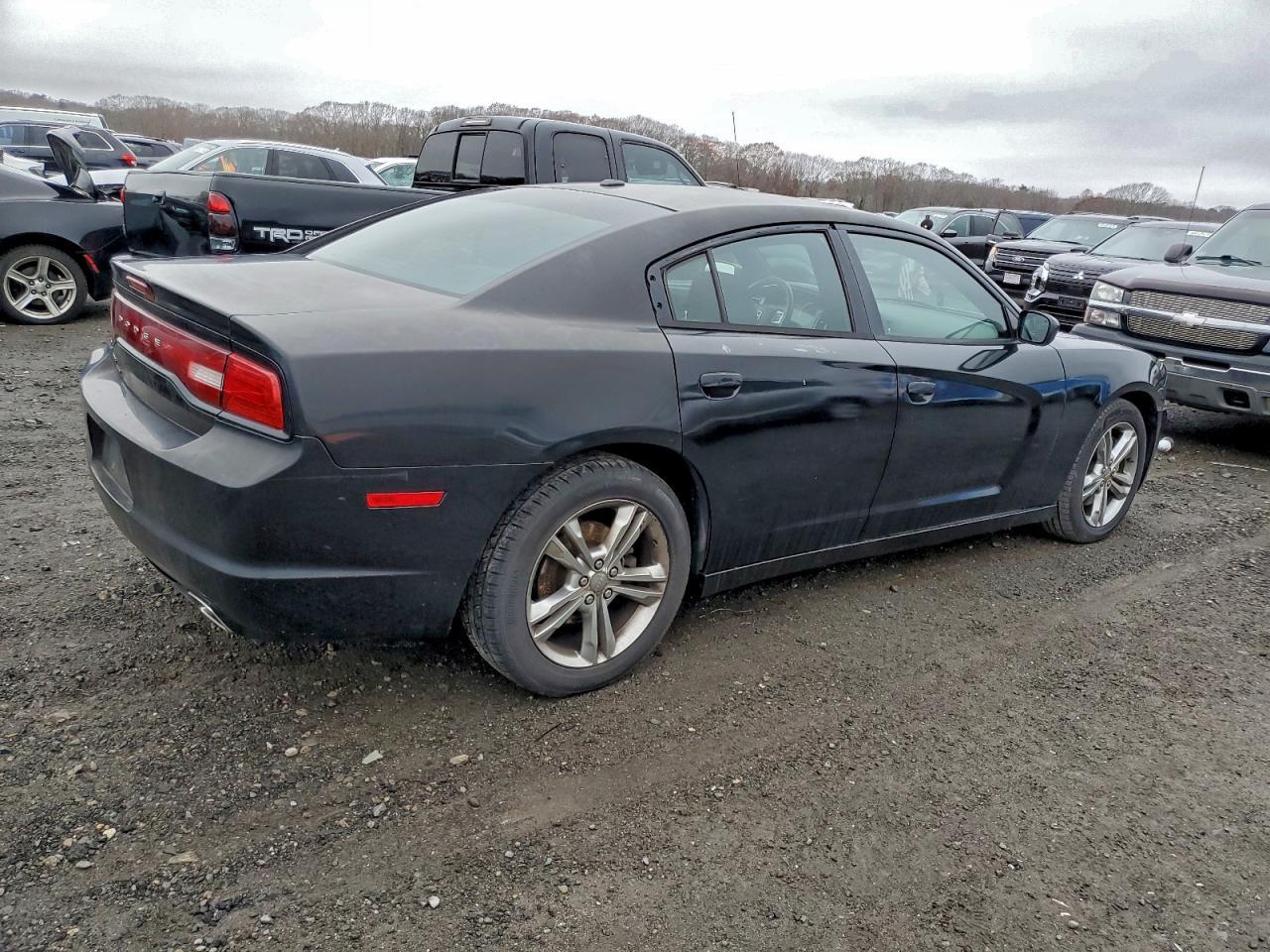 2013 Dodge Charger Sxt - zdjęcie 3