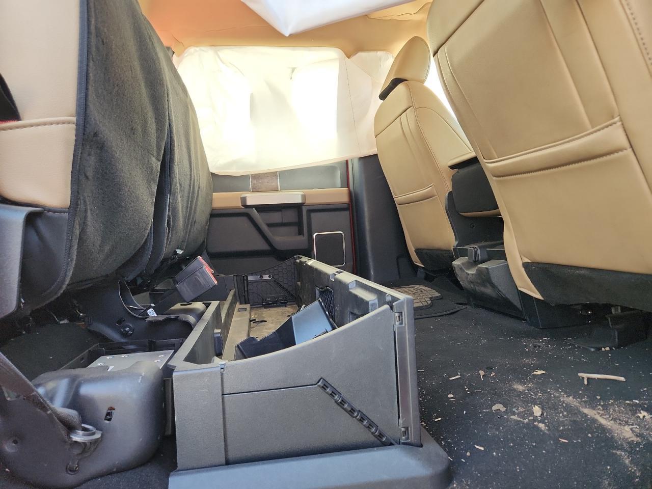 2022 Ford F250 - zdjęcie 10