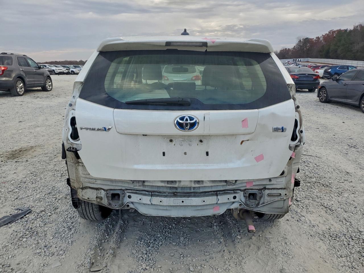 2013 Toyota Prius V - zdjęcie 6