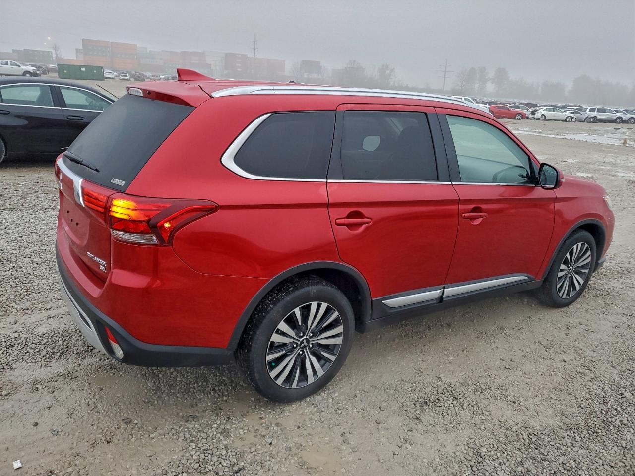 2019 Mitsubishi Outlander - zdjęcie 3