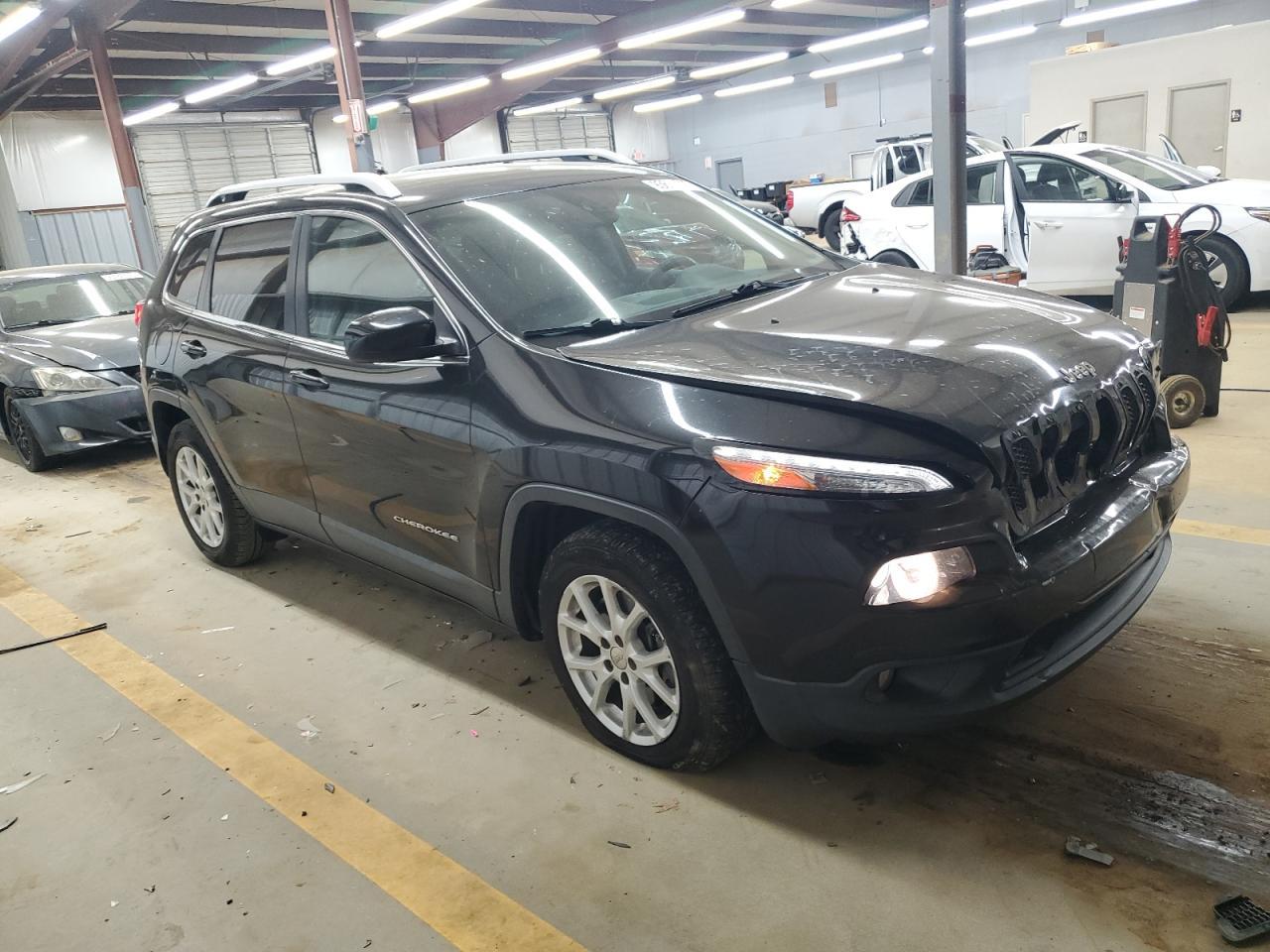 2015 Jeep Cherokee Latitude - zdjęcie 4