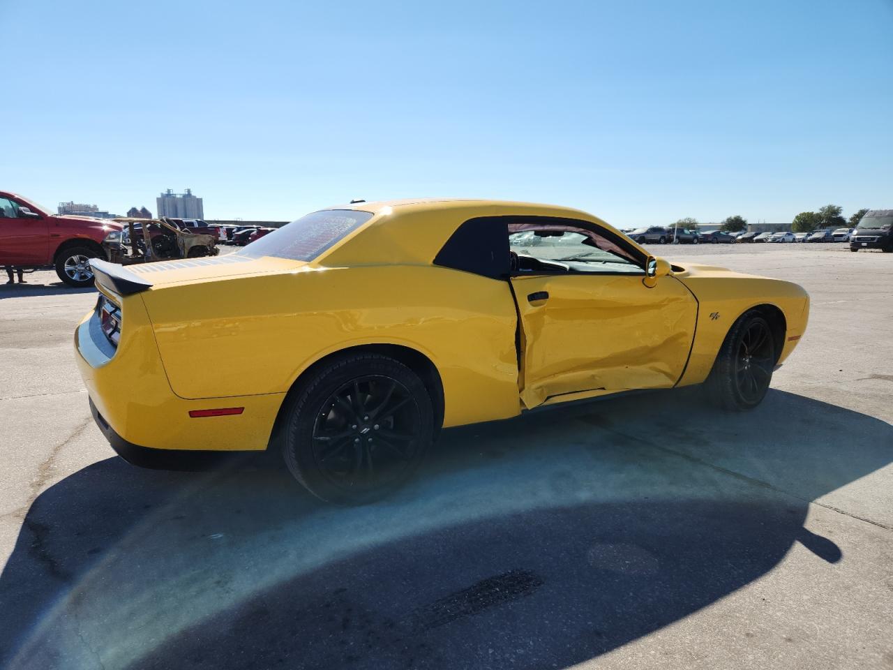 2018 Dodge Challenger - zdjęcie 3