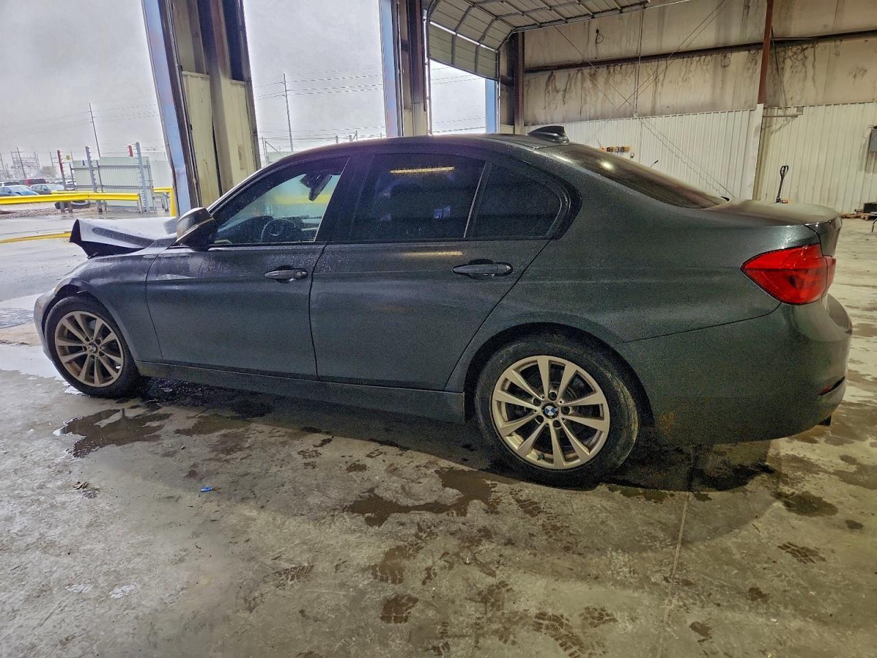 BMW Seria 3 - zdjęcie 2