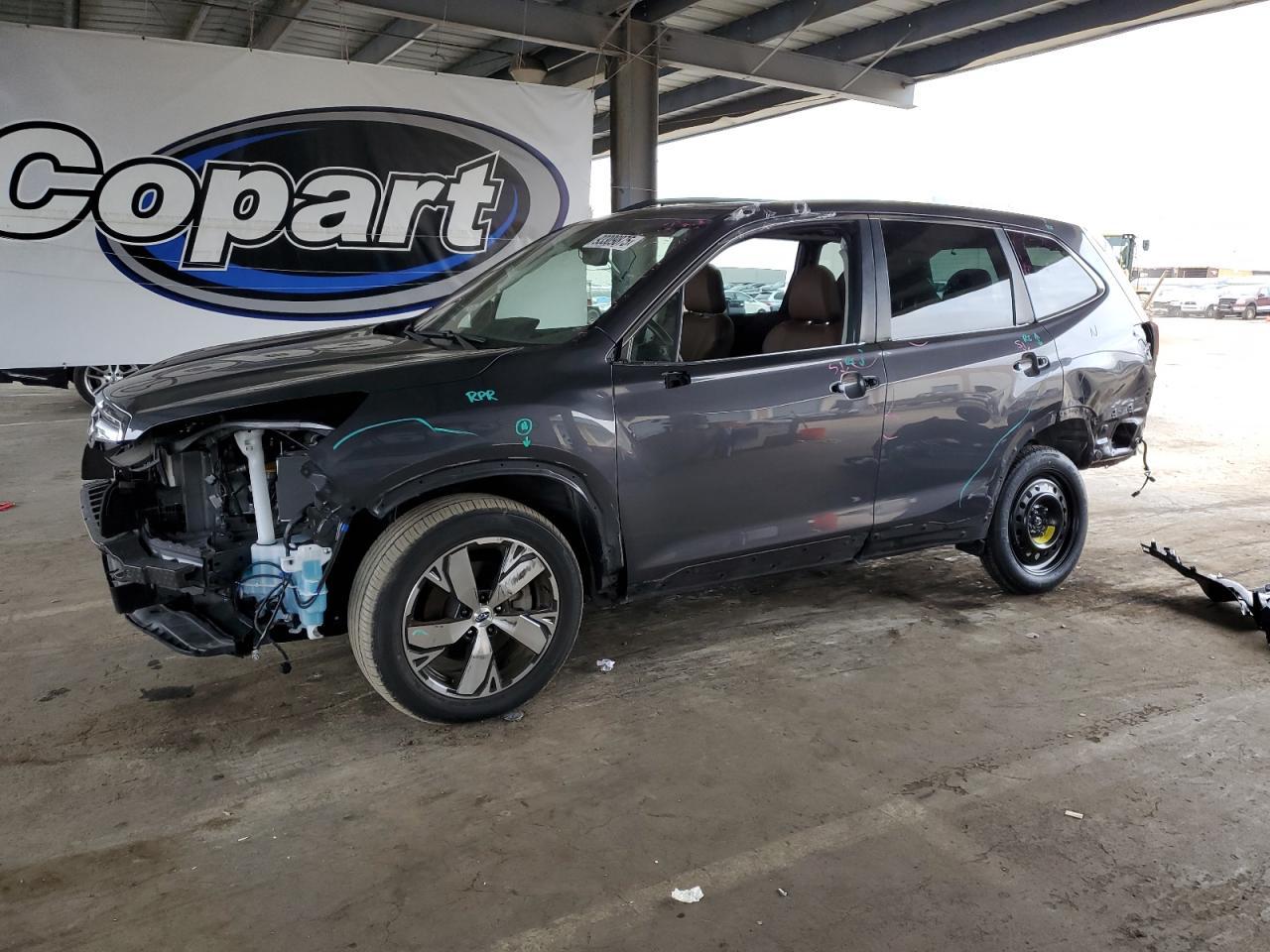 2021 Subaru Forester - zdjęcie główne