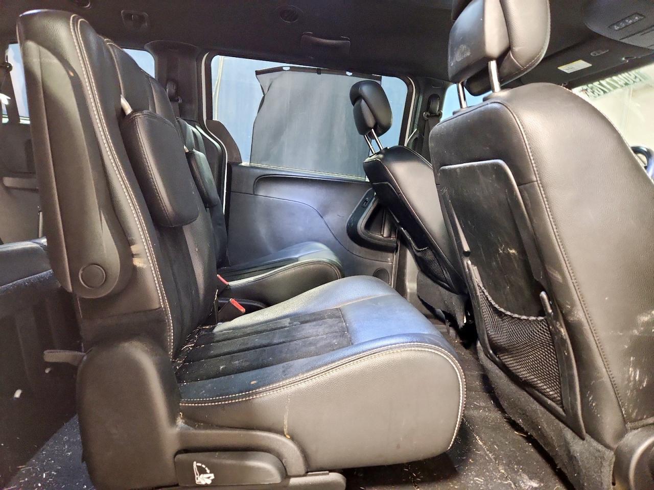 2018 Dodge Caravan - zdjęcie 11