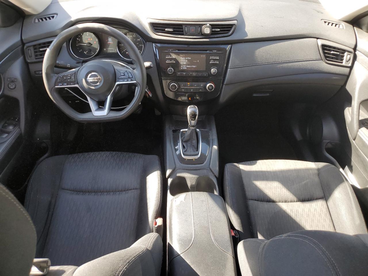 2017 Nissan Rogue - zdjęcie 8