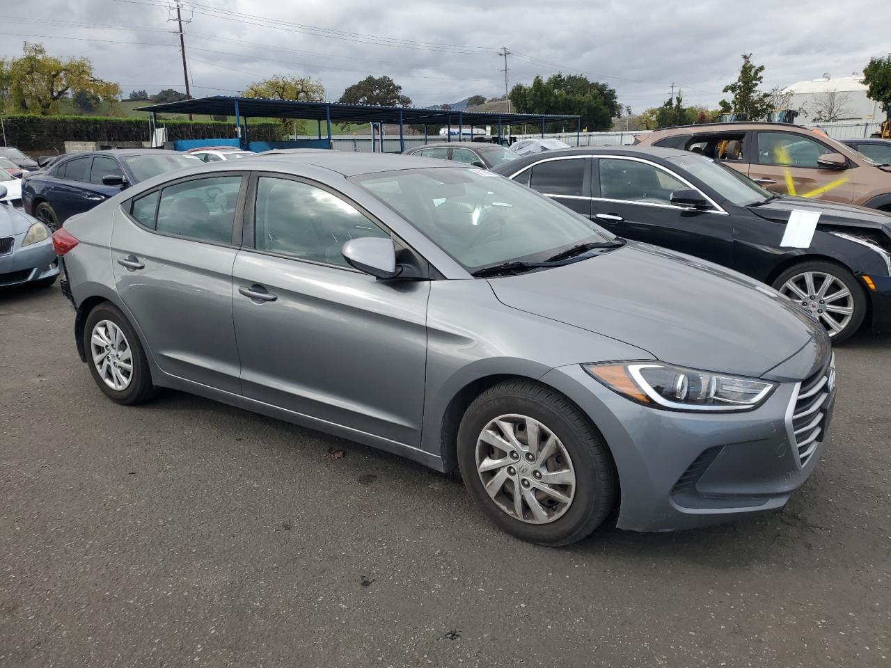 2017 Hyundai Elantra - zdjęcie 4