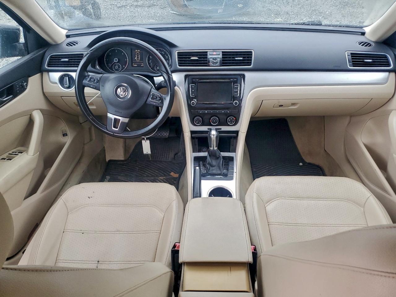 2013 Volkswagen Passat - zdjęcie 8