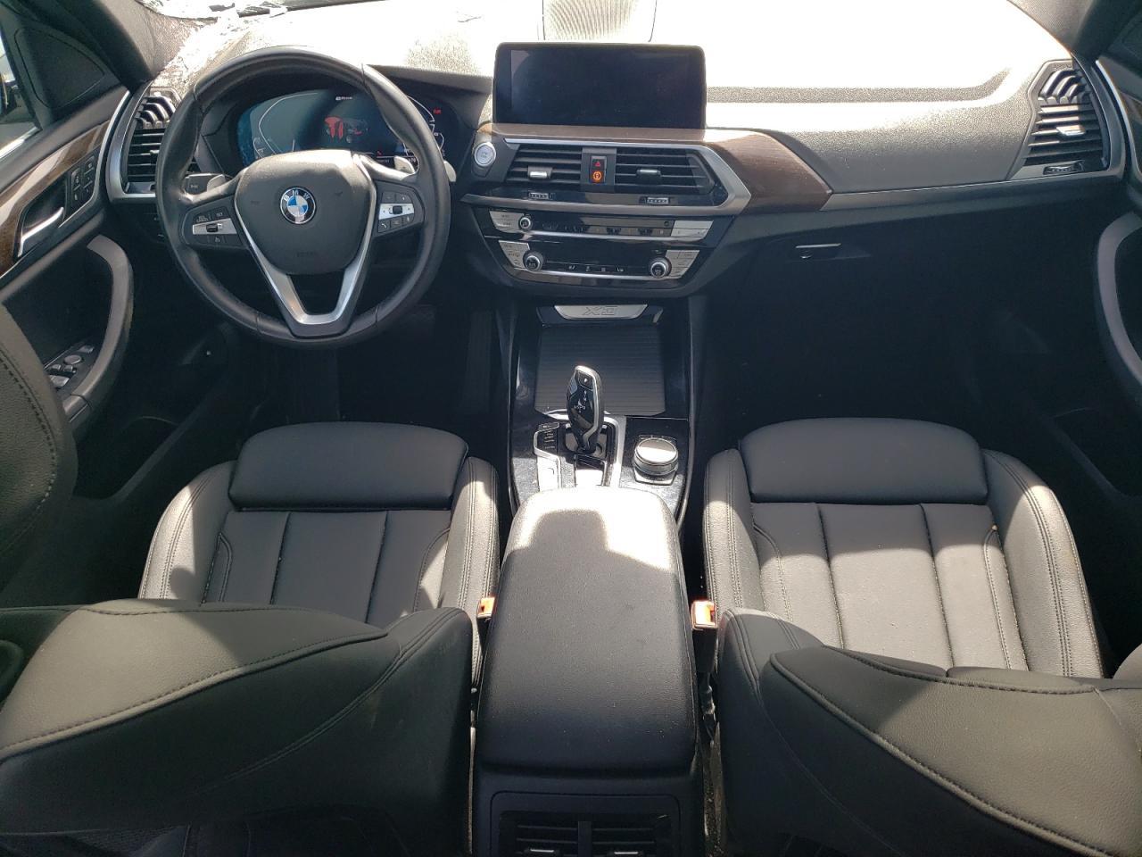 2021 BMW X3 xDrive30E - zdjęcie 8