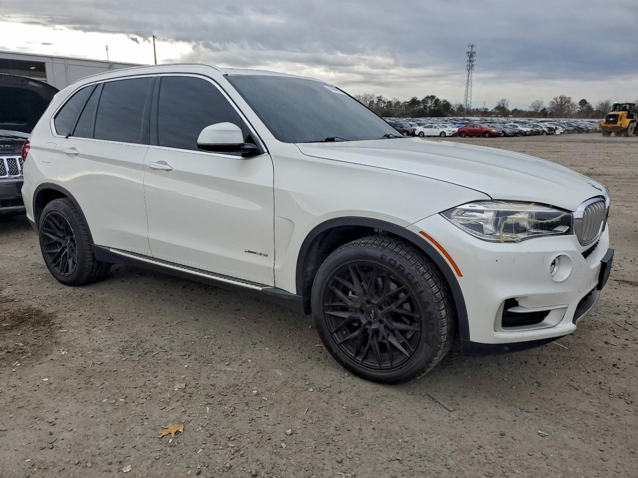 2017 BMW X5 xDrive35I - zdjęcie 4