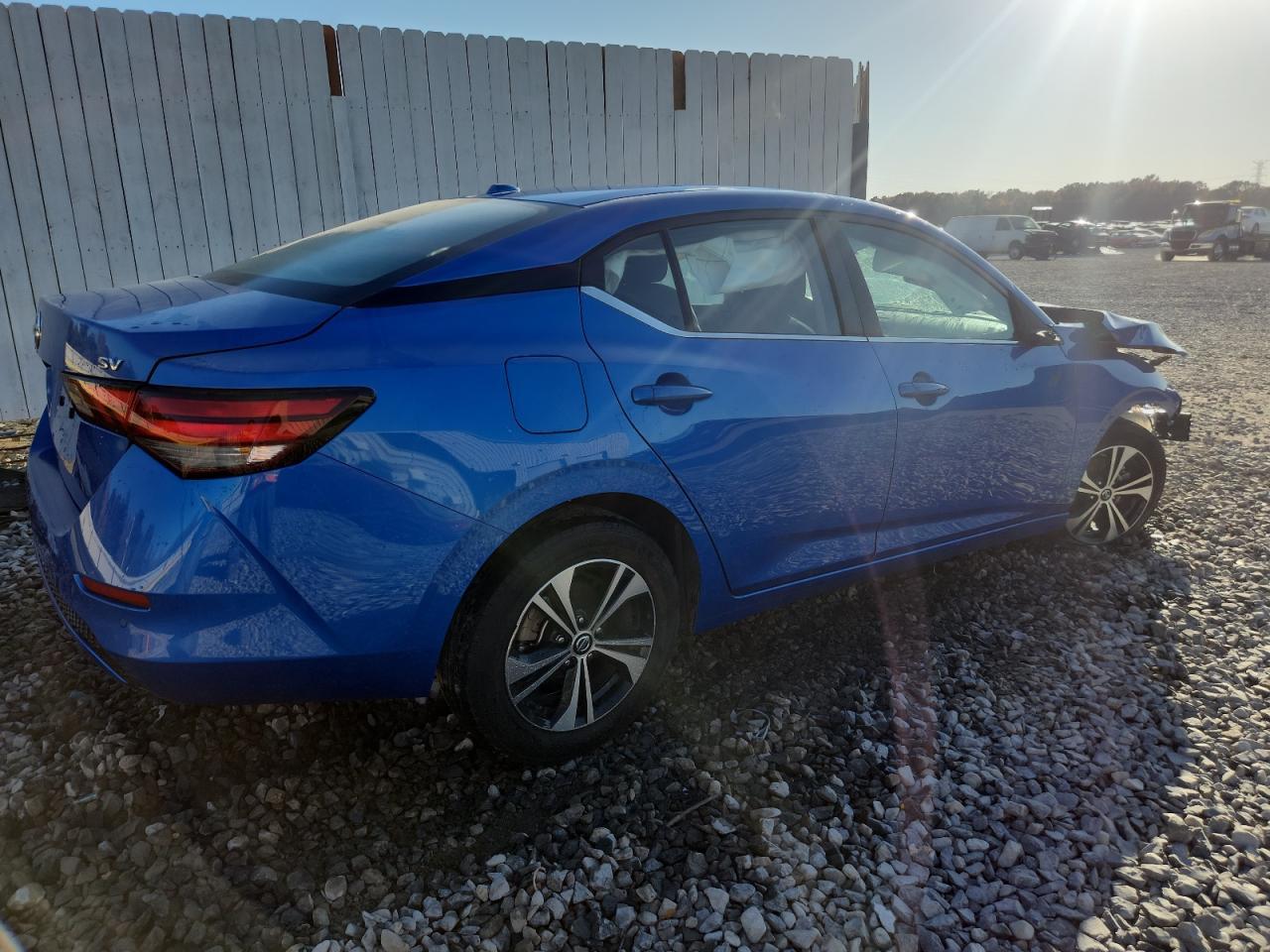 2022 Nissan Sentra Sv - zdjęcie 3