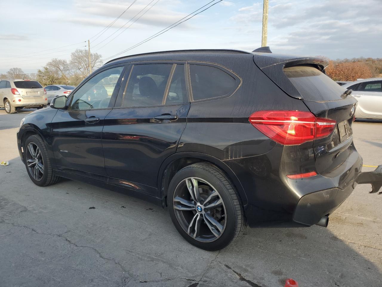 2017 BMW X1 xDrive28I - zdjęcie 2