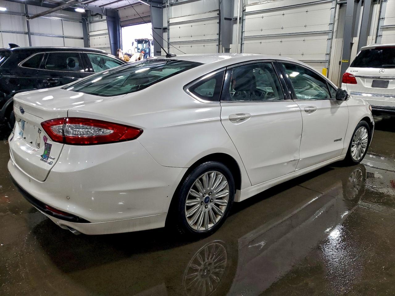 2015 Ford Fusion - zdjęcie 3