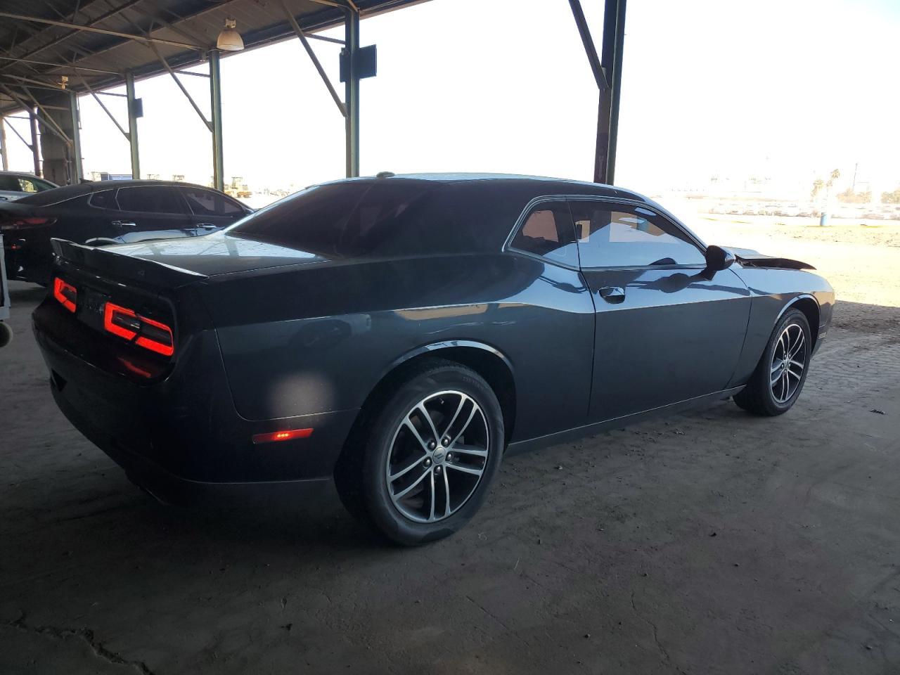 2019 Dodge Challenger Sxt - zdjęcie 3