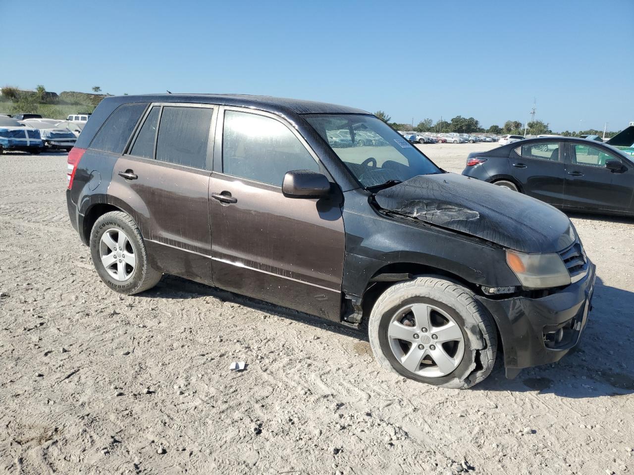2013 Suzuki Grand Vitara Premium - zdjęcie 4