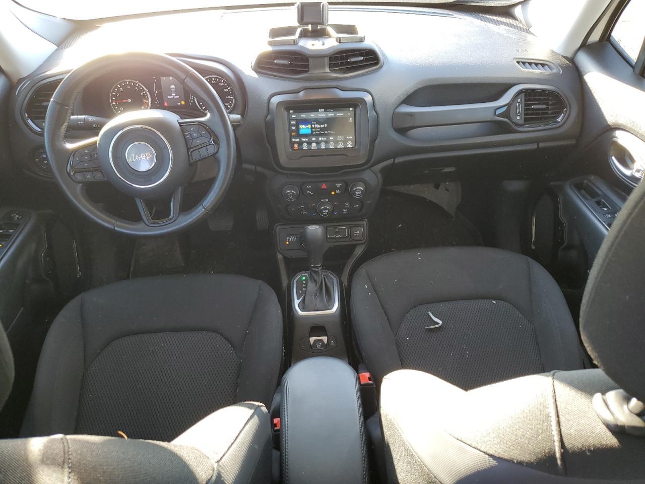 2018 Jeep Renegade - zdjęcie 8