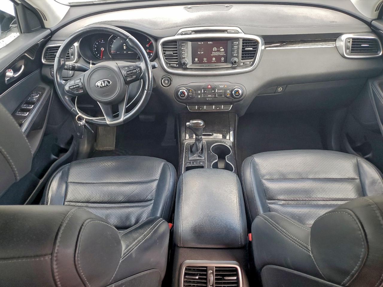 2017 Kia Sorento - zdjęcie 8