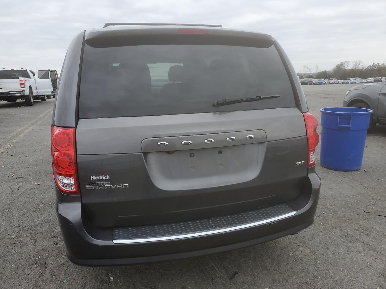 2020 Dodge Caravan - zdjęcie 6