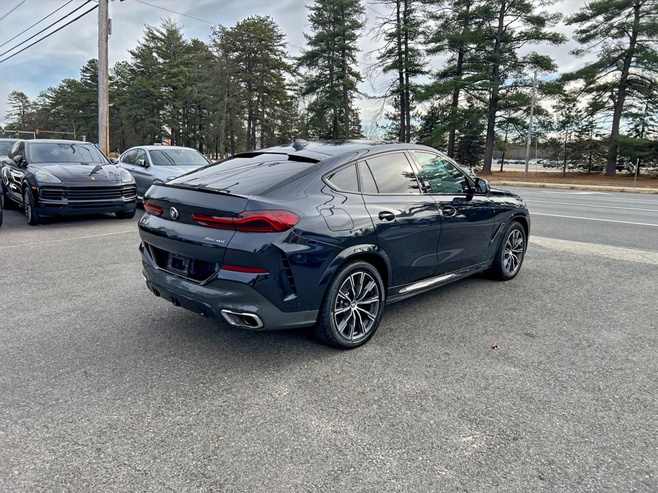 2021 BMW X6 - zdjęcie 4