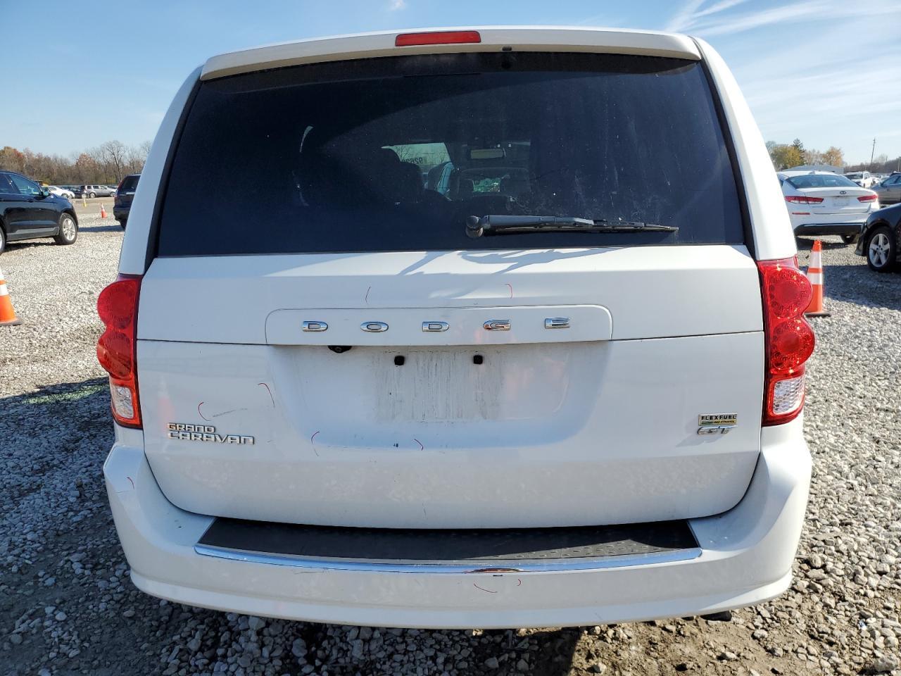 2019 Dodge Caravan - zdjęcie 6