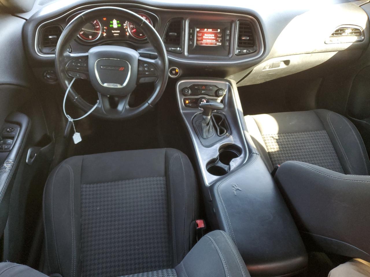 2016 Dodge Challenger Sxt - zdjęcie 8