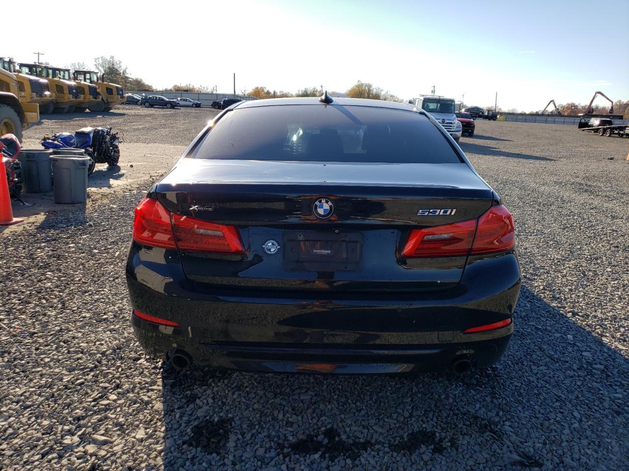 2018 BMW 530 Xi - zdjęcie 6