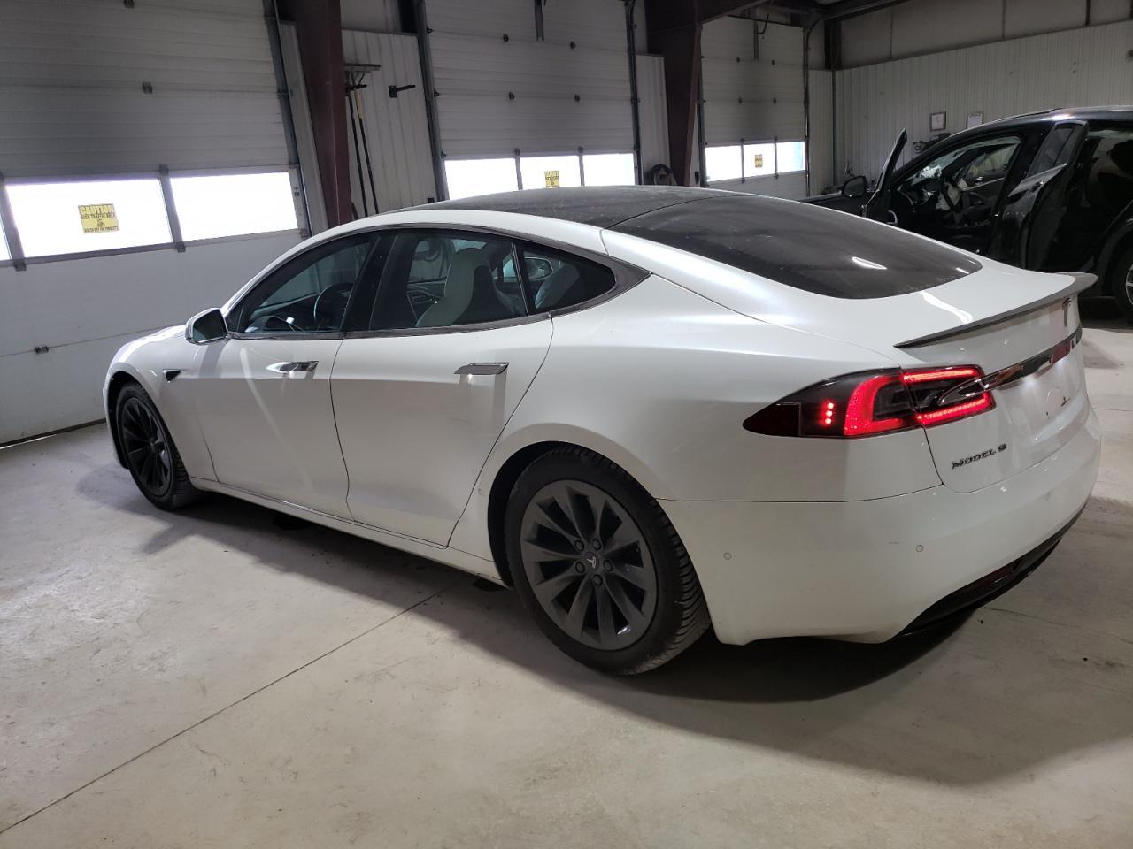 2017 Tesla Model S - zdjęcie 2