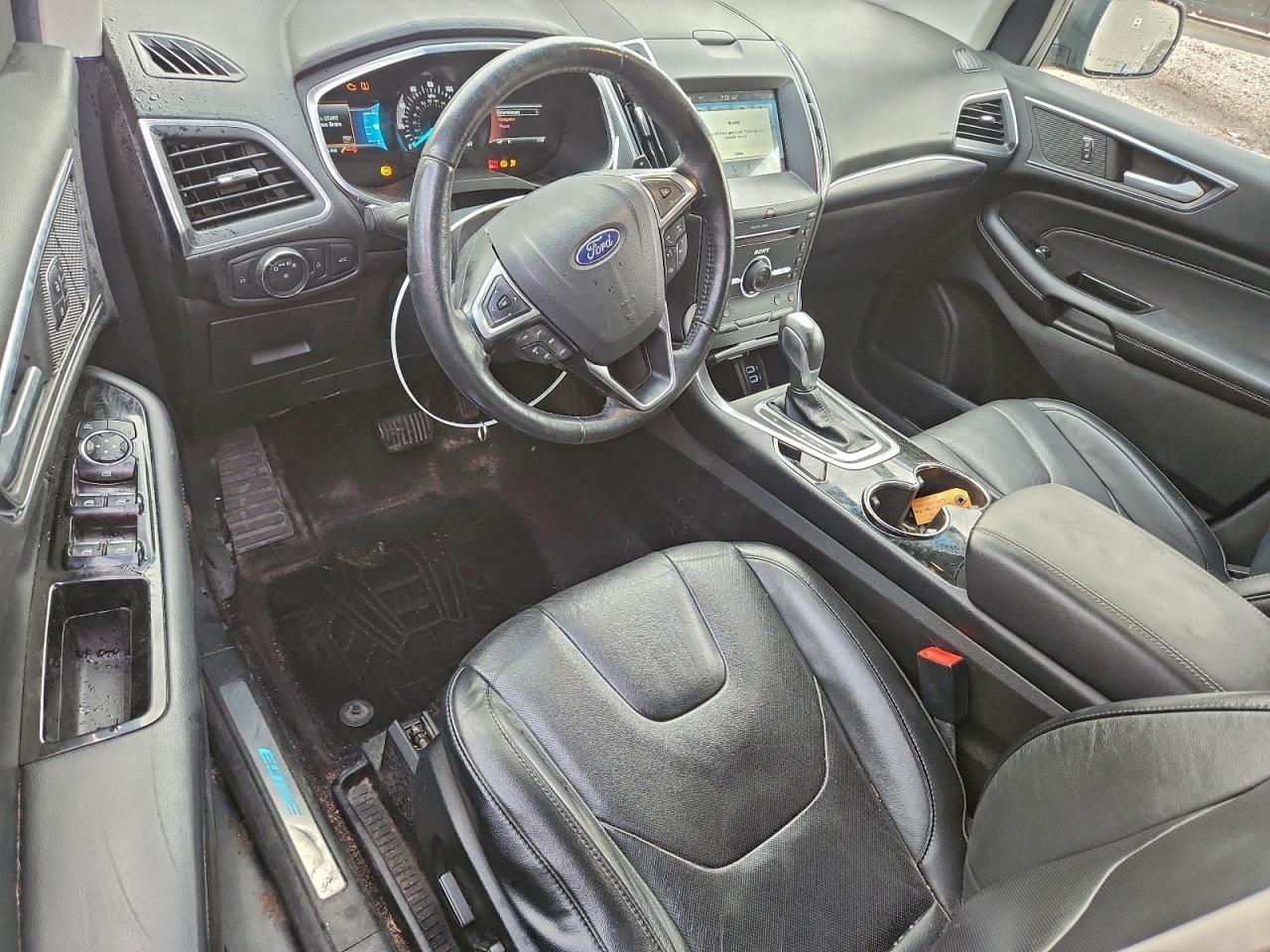 2016 Ford Edge - zdjęcie 8