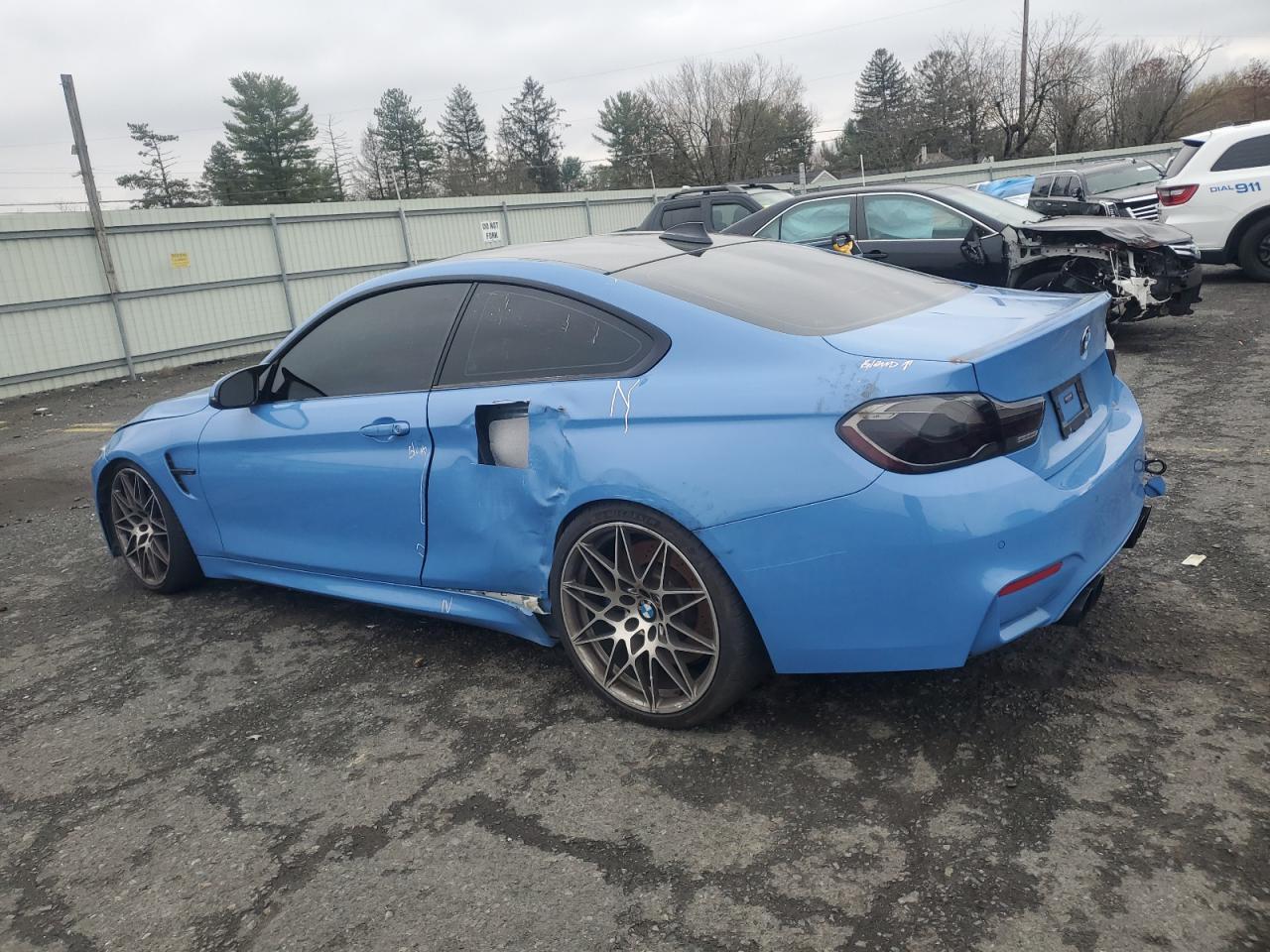 2017 BMW M4 - zdjęcie 2