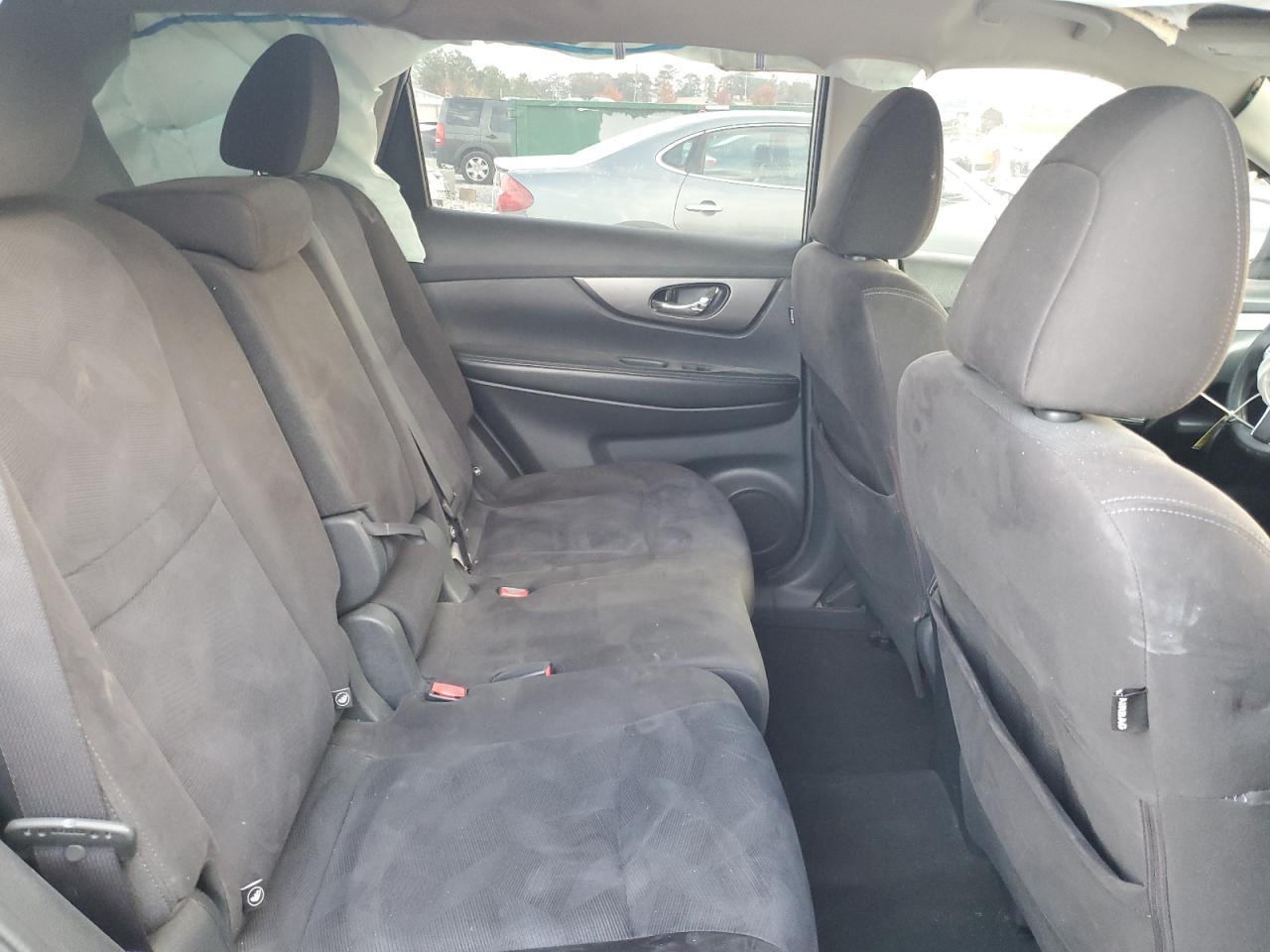 2015 Nissan Rogue S - zdjęcie 11