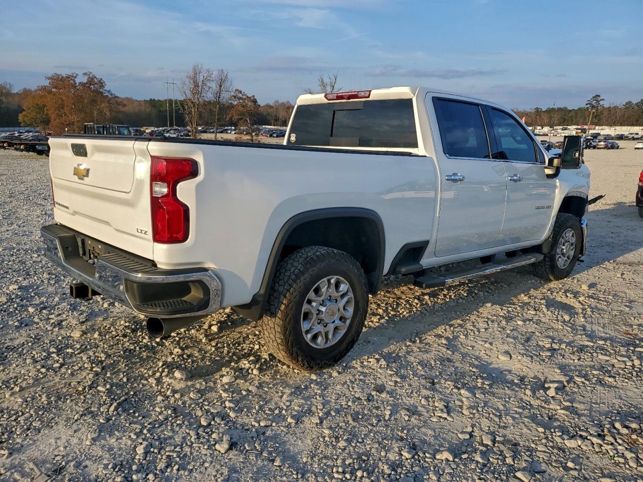 2023 Chevrolet Silverado C2500 Heavy Duty Ltz - zdjęcie 3