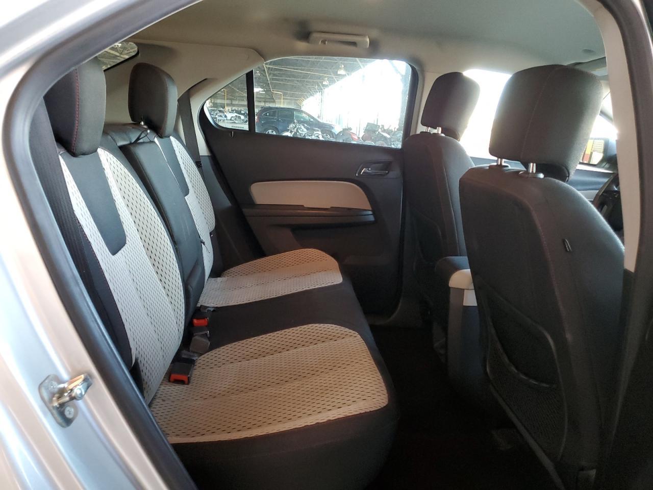 2015 Chevrolet Equinox - zdjęcie 10