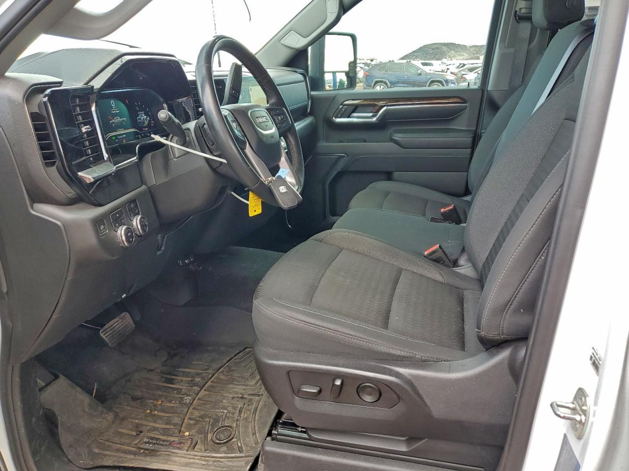 2024 GMC Sierra - zdjęcie 7