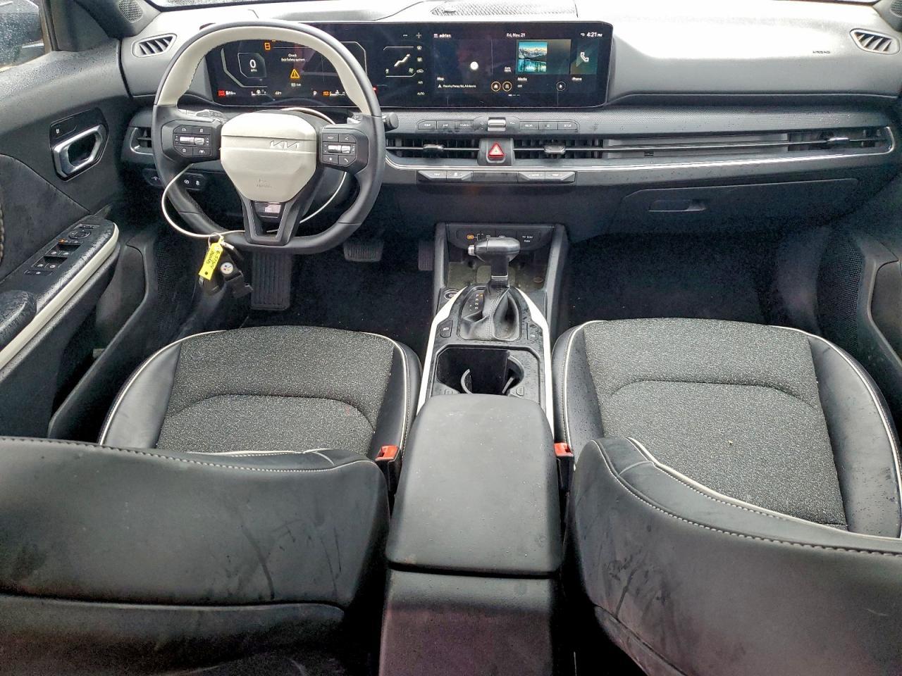 2025 Kia K4 Gt Line - zdjęcie 8