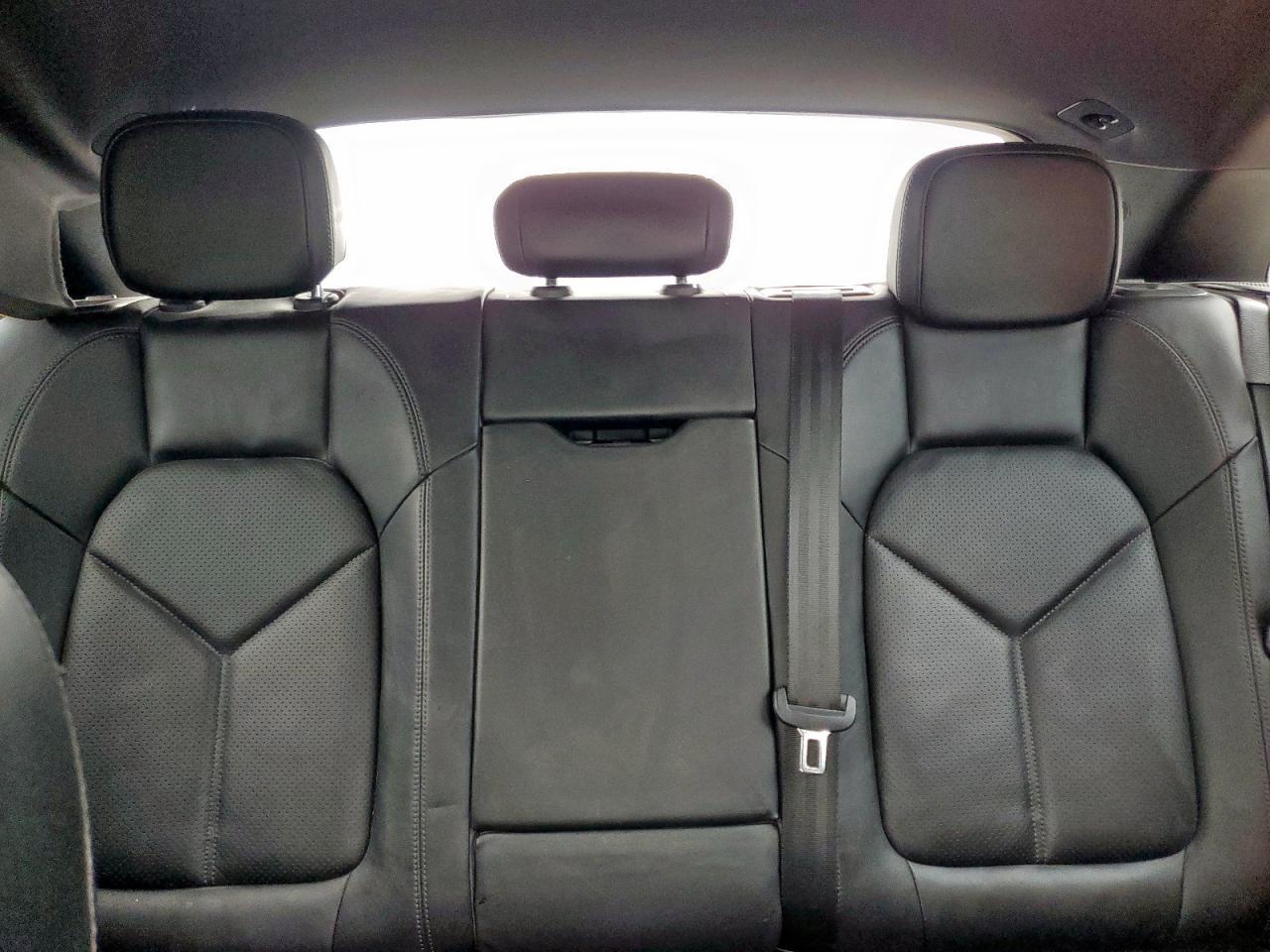 2016 Porsche Macan - zdjęcie 10