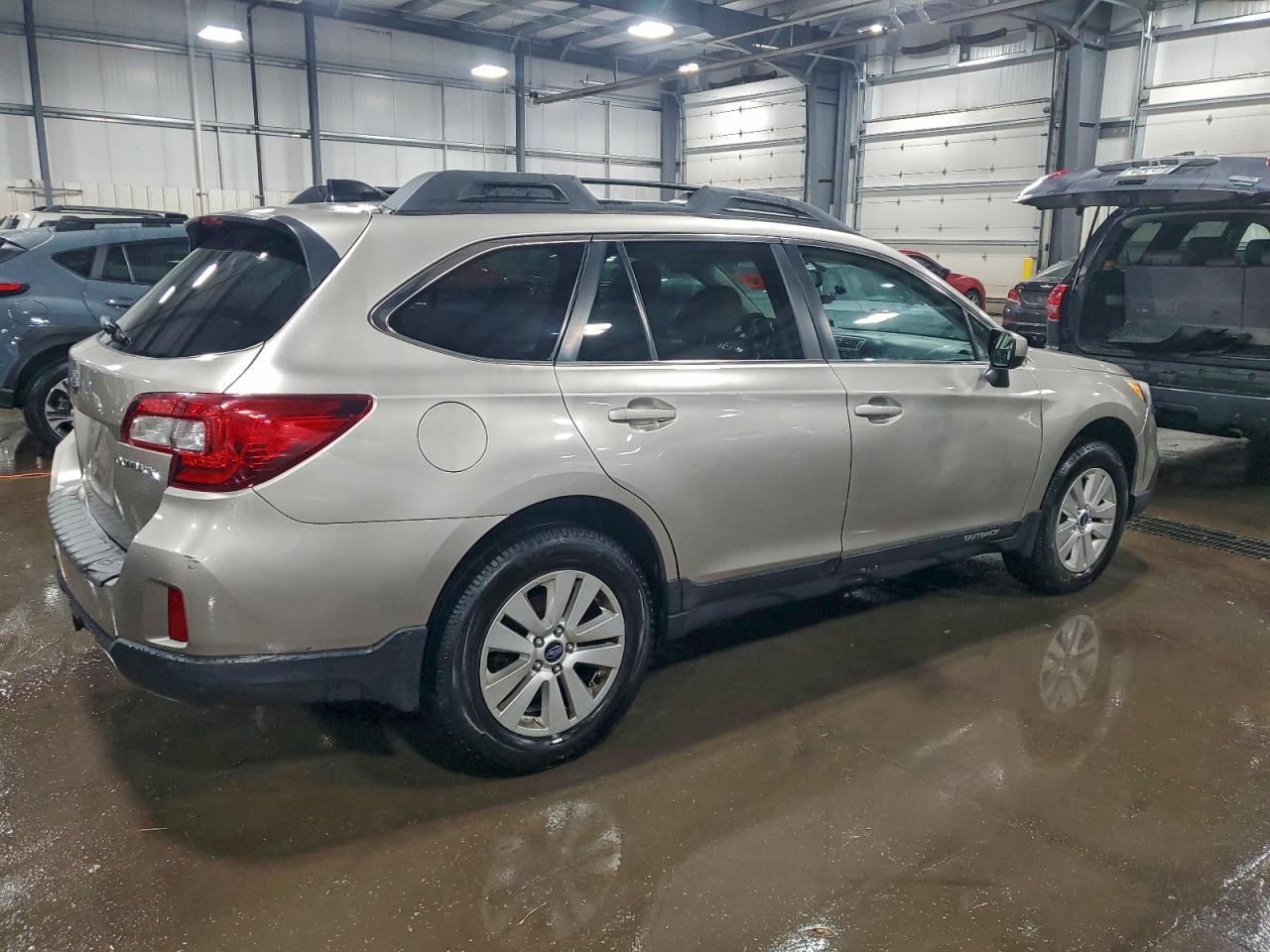 2016 Subaru Outback - zdjęcie 3