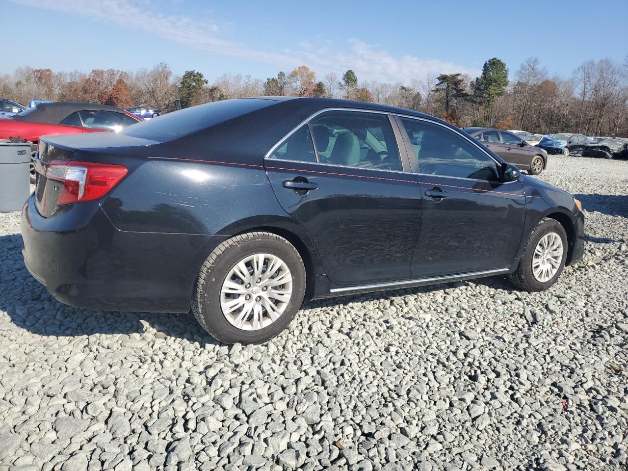 2014 Toyota Camry - zdjęcie 3