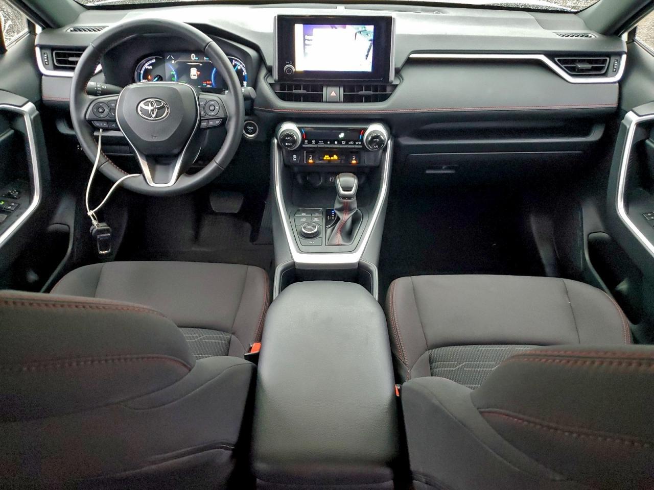 2023 Toyota RAV 4 - zdjęcie 8