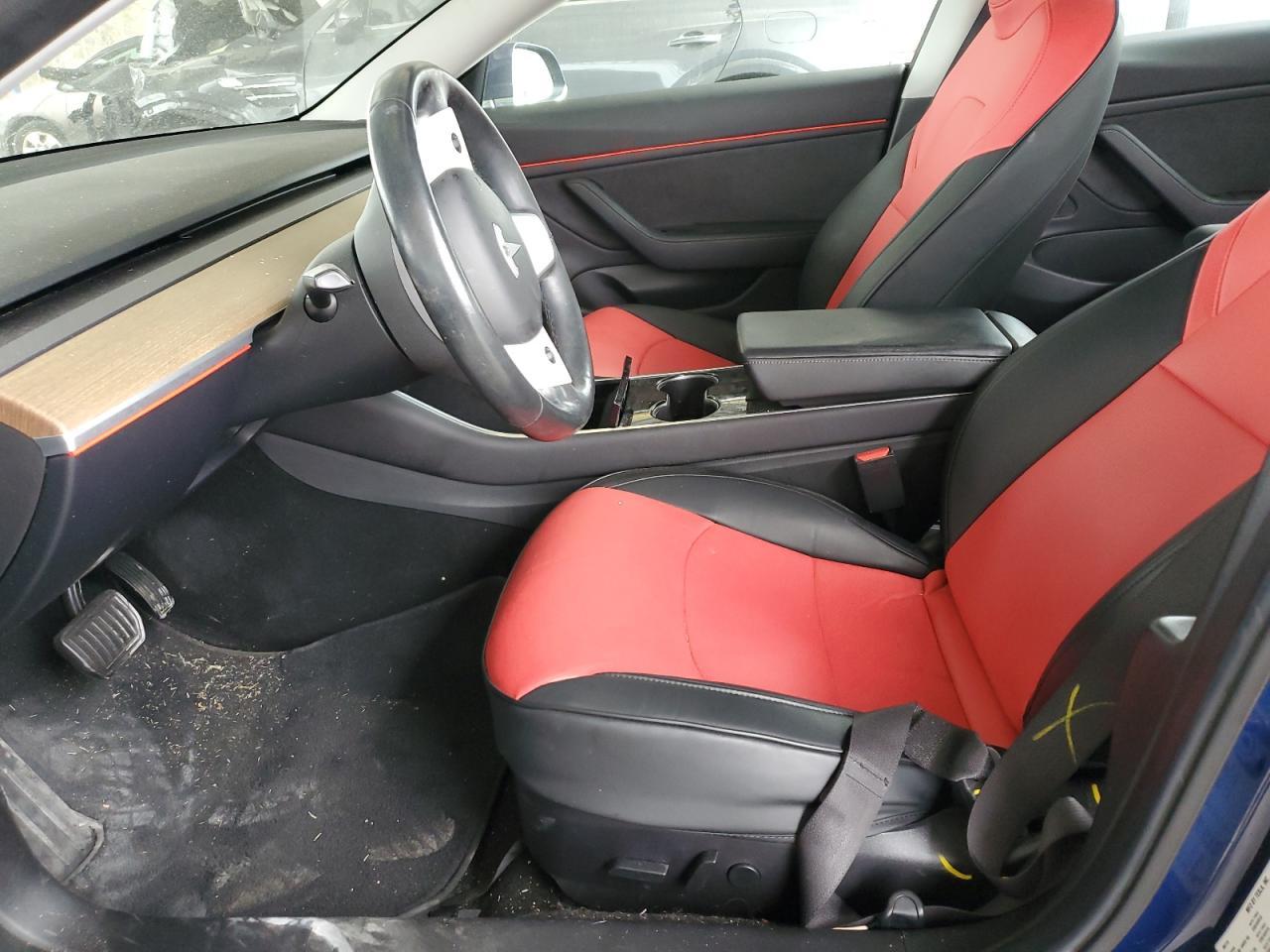2019 Tesla Model 3 - zdjęcie 7