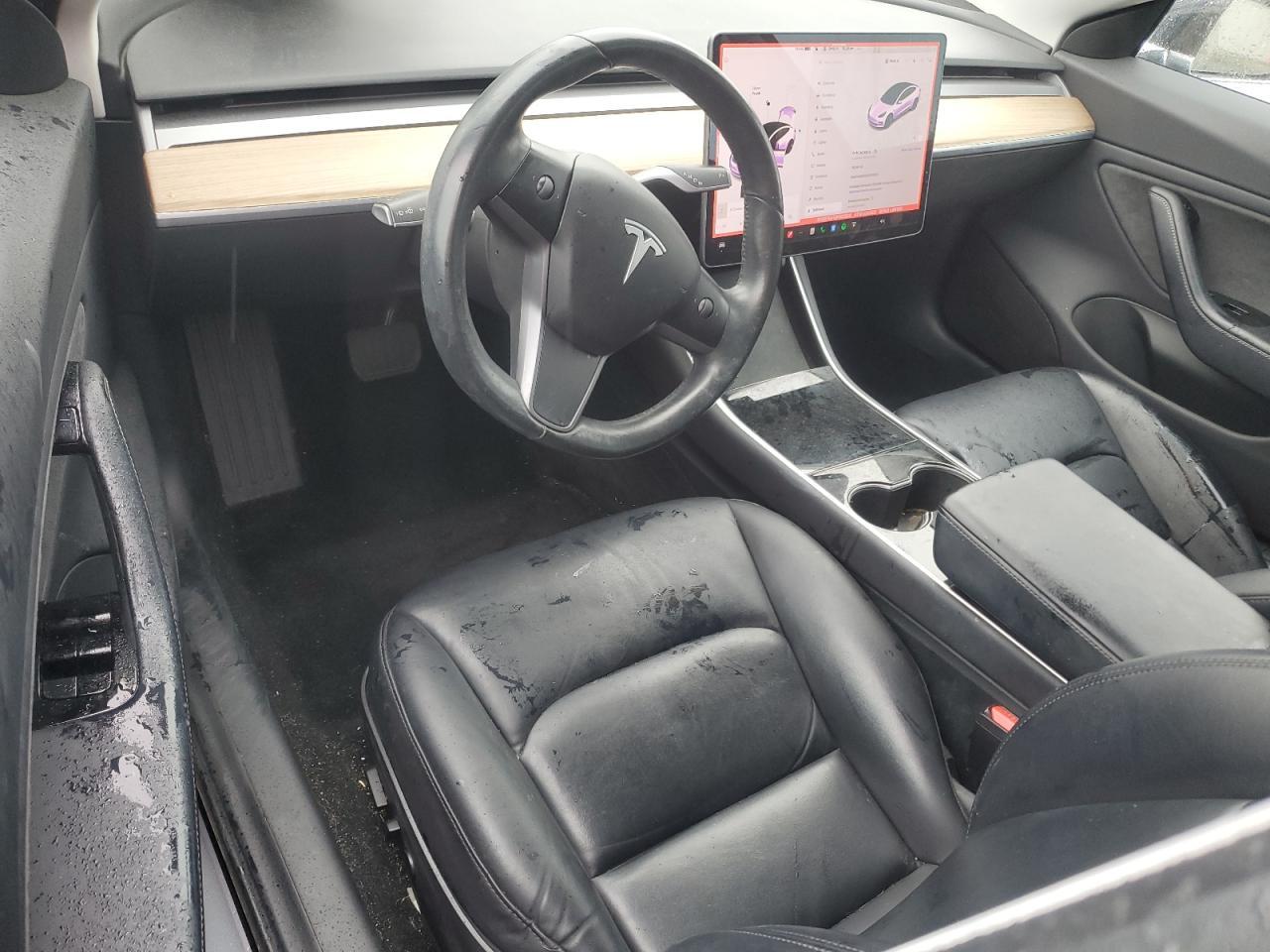 2018 Tesla Model 3 - zdjęcie 8