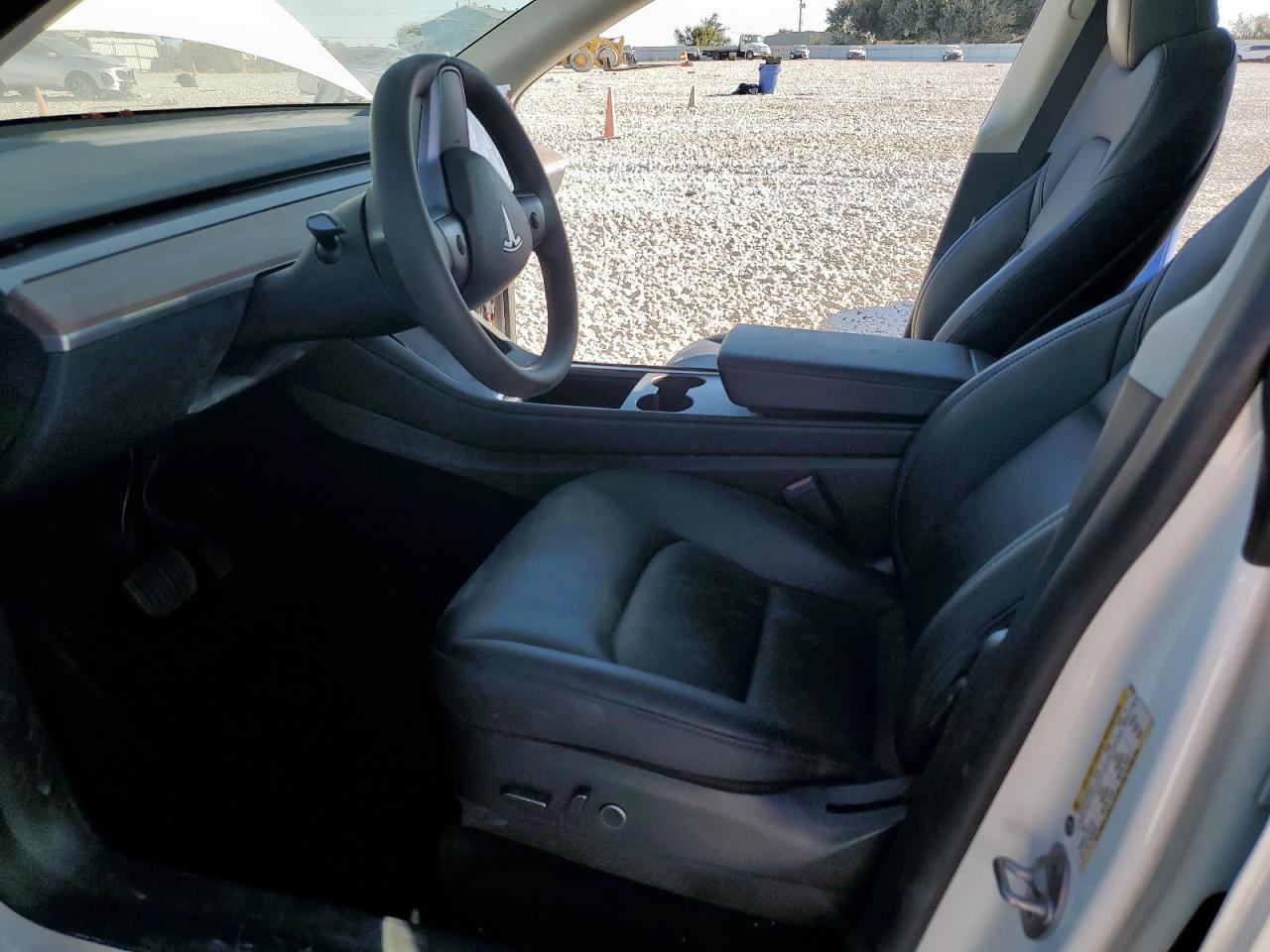 2023 Tesla Model Y - zdjęcie 7