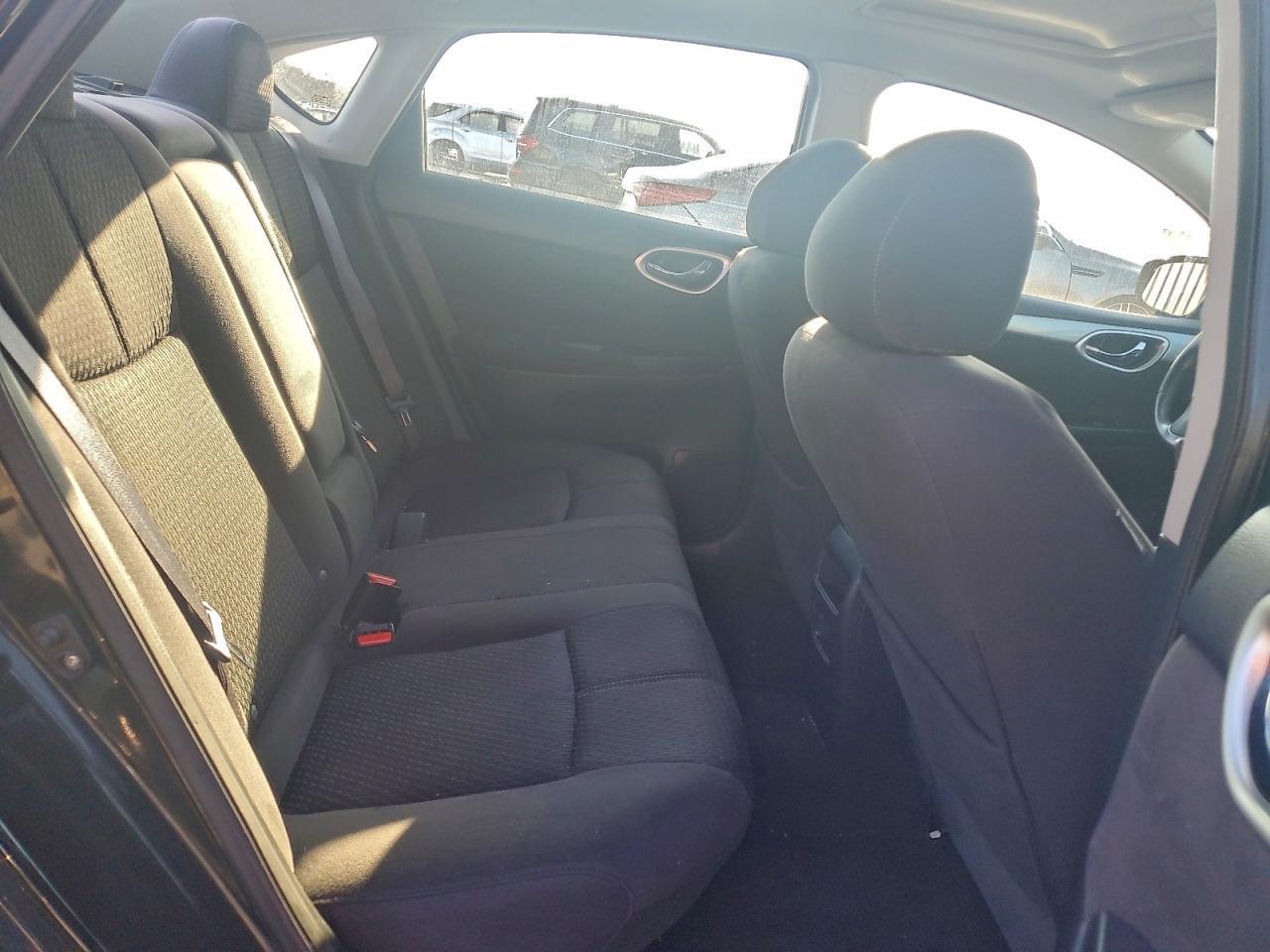 2014 Nissan Sentra - zdjęcie 10
