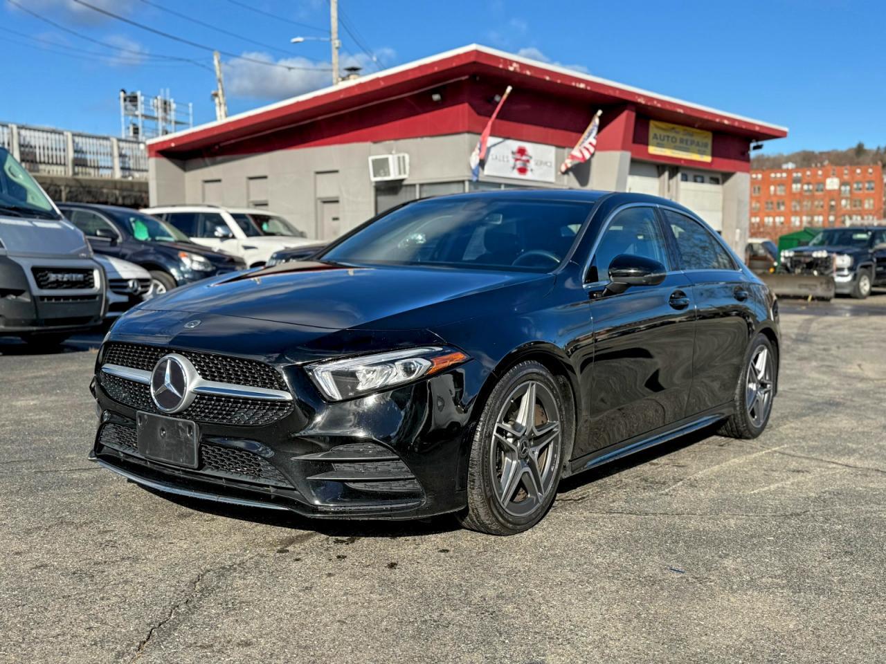 2019 Mercedes-Benz Klasa A - zdjęcie główne