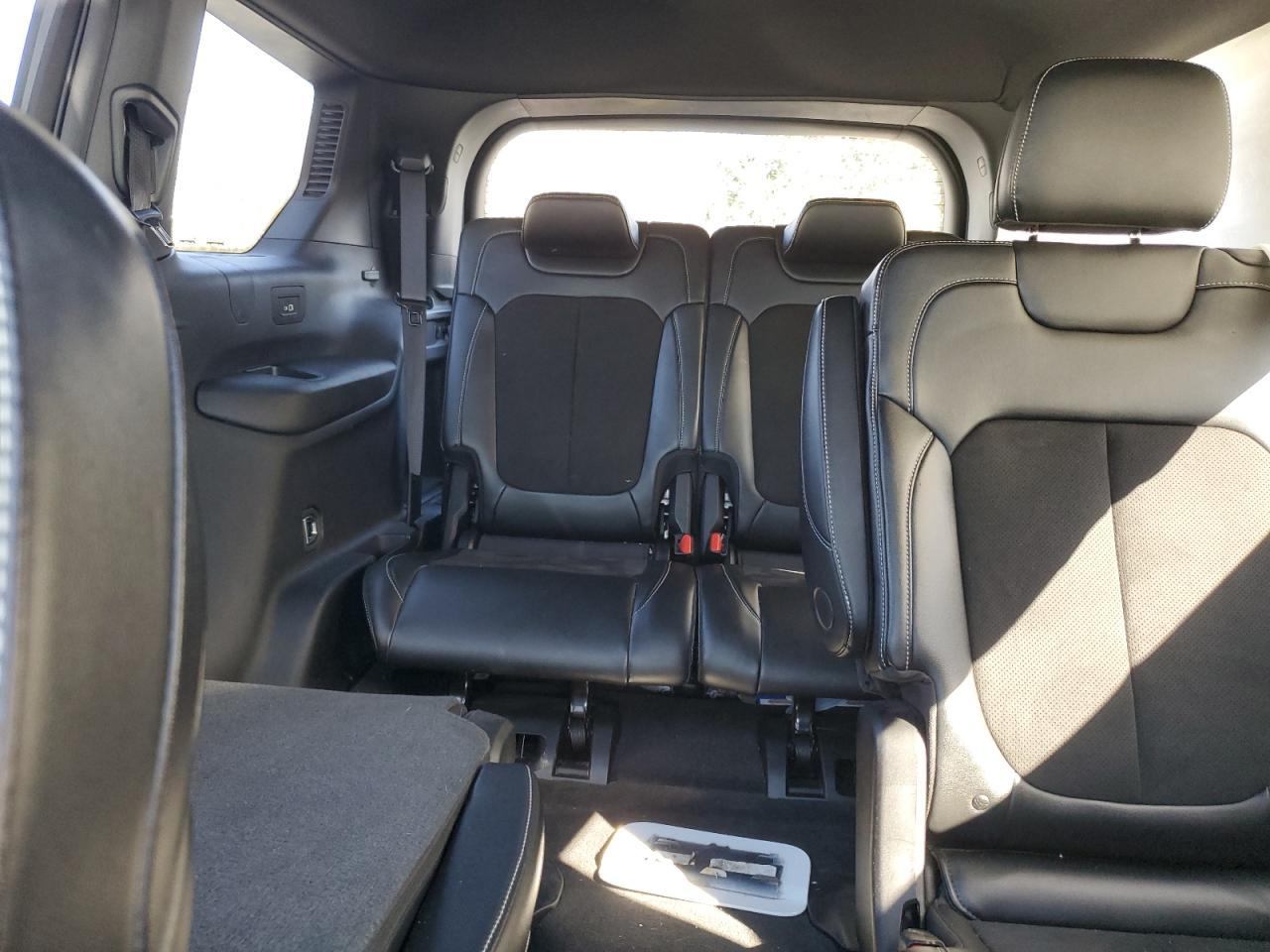 2021 Jeep Grand Cherokee L Laredo - zdjęcie 10