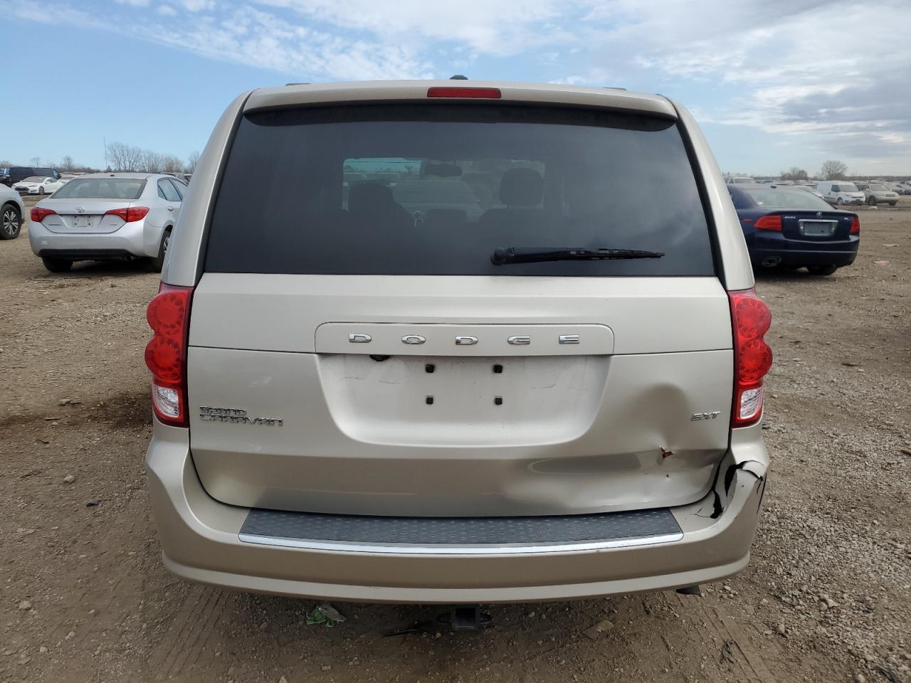 2014 Dodge Grand Caravan Sxt - zdjęcie 6