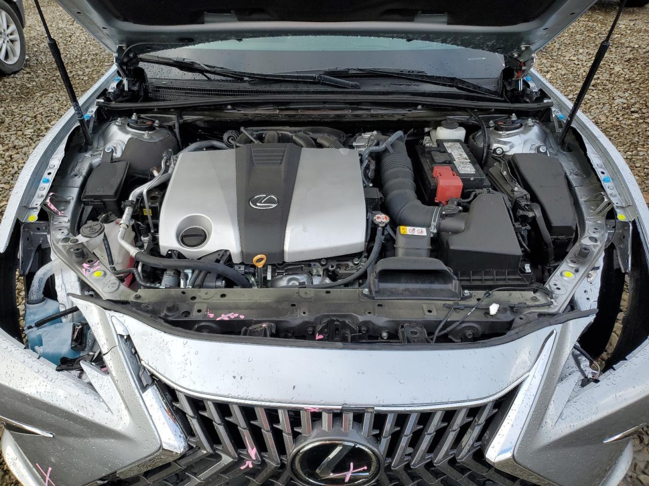 2025 Lexus ES - zdjęcie 11