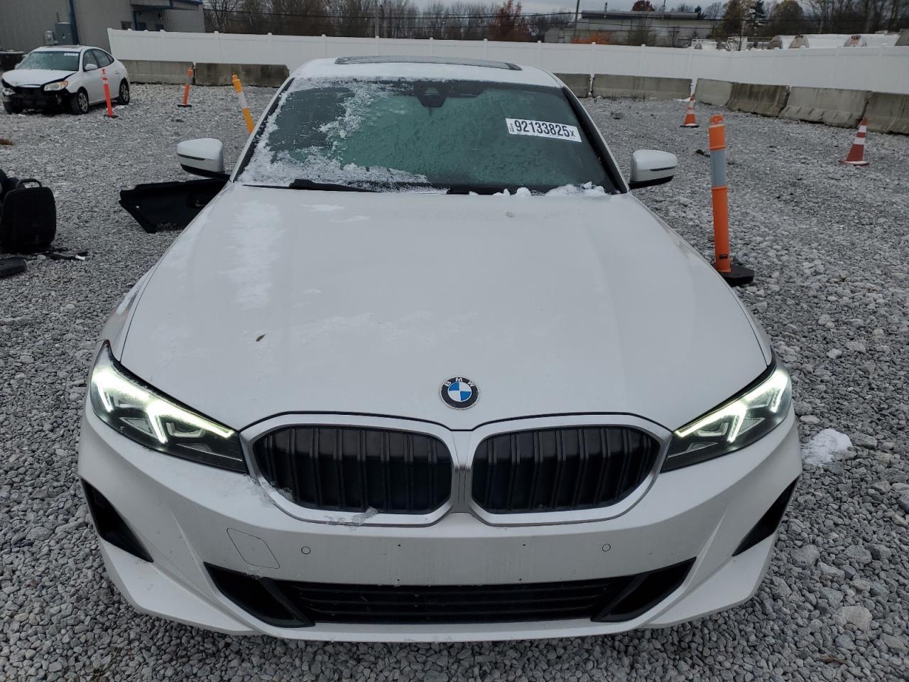 2023 BMW Seria 3 - zdjęcie 5