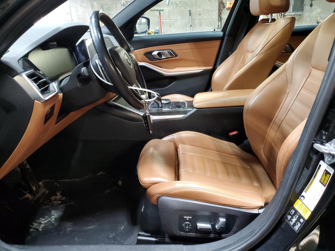2020 BMW 330Xi - zdjęcie 7